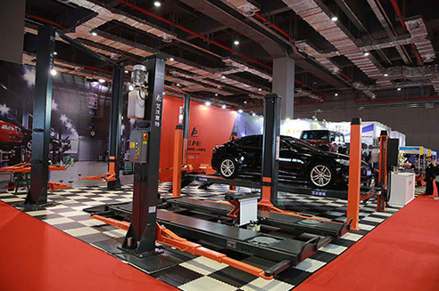 上海澳门威尼斯人赌城澳门威尼斯人赌城设计作品： 艾沃意特汽车举升机 - 有中、英、法、俄、德、意6国语言功能定制开发